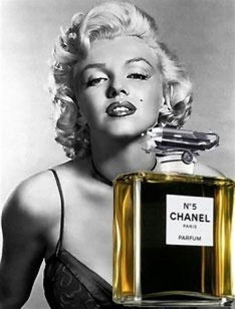 marilyn monroe chanel number 5